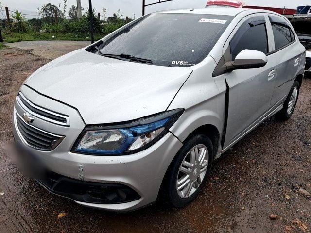 ONIX 1.0MT LT ANO 2014/2014